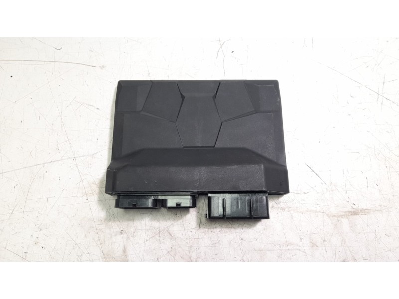 Recambio de centralita motor uce para yamaha xsr 900 referencia OEM IAM BMS8591A0000  