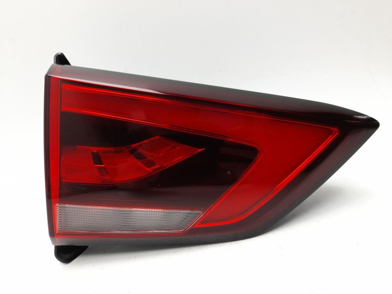 Recambio de piloto trasero izquierdo interior para mg zs suv (azs1) 1.0 t-gdi referencia OEM IAM 10571683  MG6044153