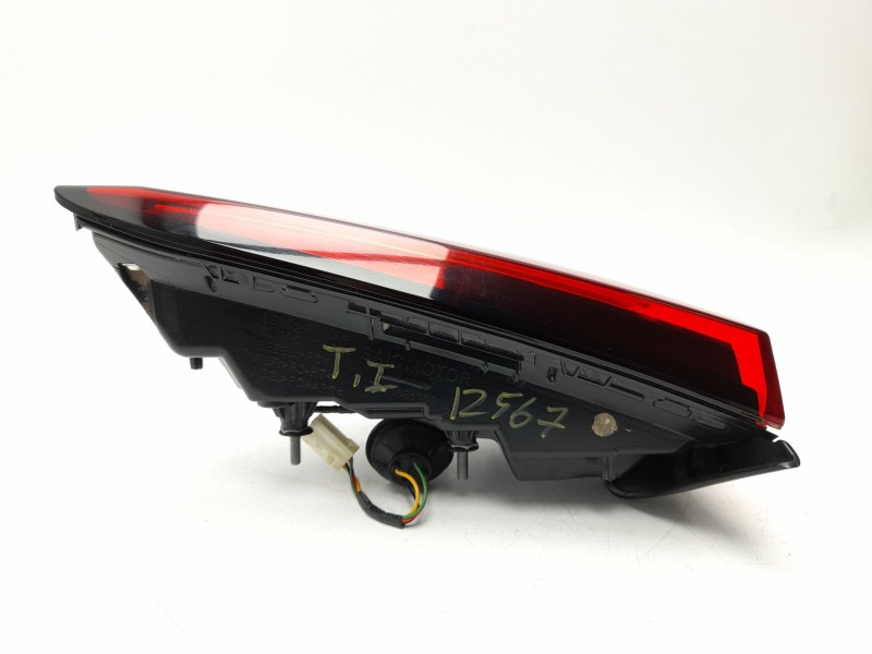 Recambio de piloto trasero izquierdo interior para mg zs suv (azs1) 1.0 t-gdi referencia OEM IAM 10571683  MG6044153