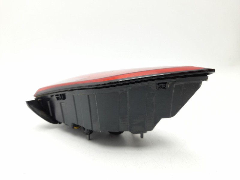 Recambio de piloto trasero izquierdo interior para mg zs suv (azs1) 1.0 t-gdi referencia OEM IAM 10571683  MG6044153