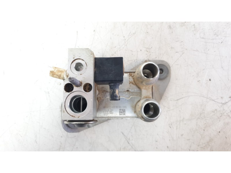 Recambio de evaporador aire acondicionado para mercedes-benz cla-klasse (bm 118) cla 250 e (118.385) referencia OEM IAM A1778302