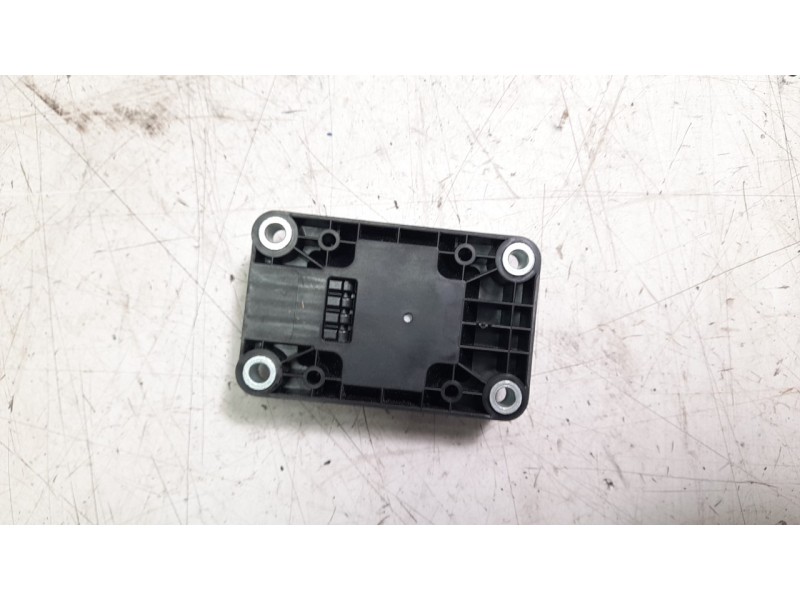 Recambio de modulo electronico para yamaha xsr 900 referencia OEM IAM BEA8593A0000  