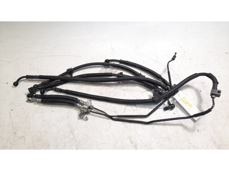 Recambio de latiguillo de freno para yamaha xsr 900 referencia OEM IAM B7N258720100  