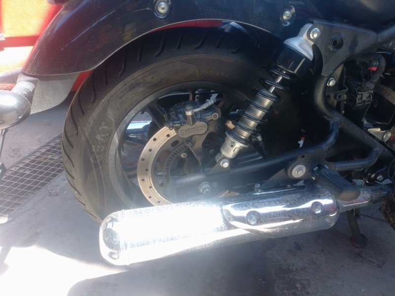 Recambio de llanta para royal enfield super meteor 650 super meteor 650 referencia OEM IAM   
