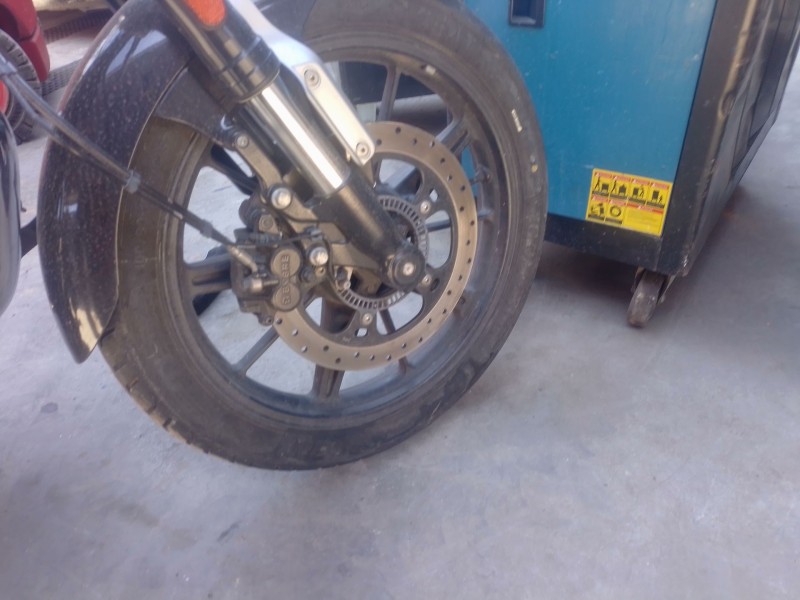 Recambio de llanta delantera para royal enfield super meteor 650 super meteor 650 referencia OEM IAM   