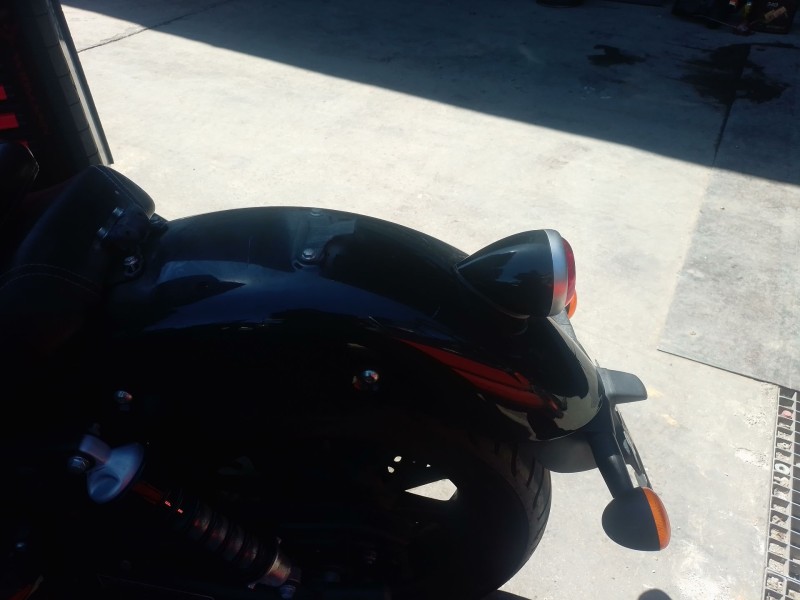 Recambio de guardabarros trasero para royal enfield super meteor 650 super meteor 650 referencia OEM IAM   