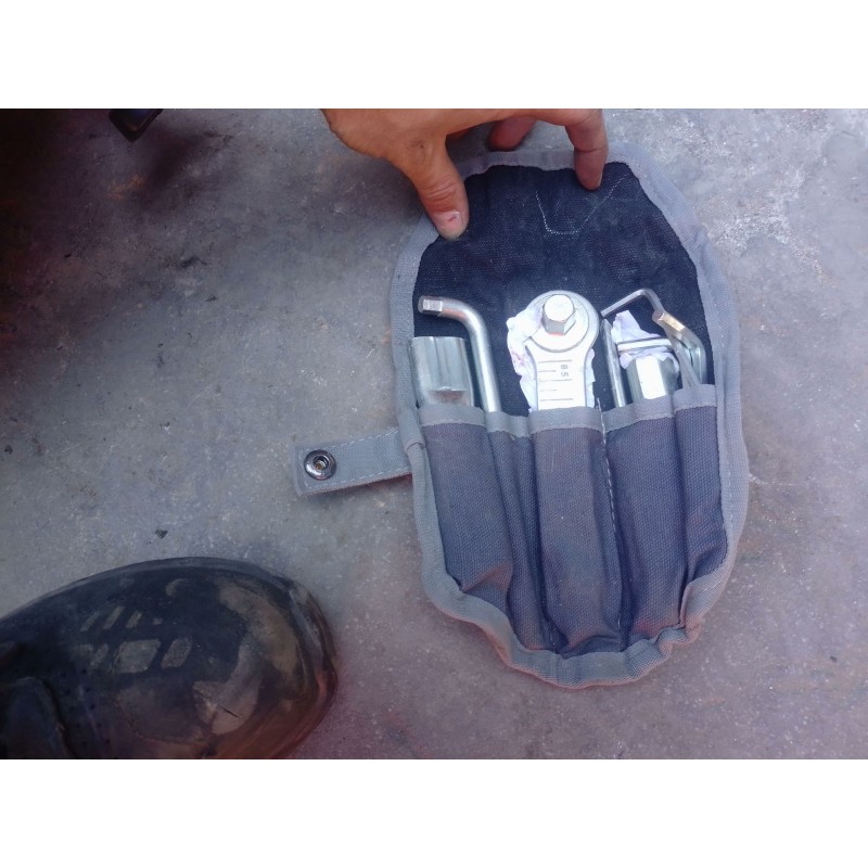 Recambio de herramientas para royal enfield super meteor 650 super meteor 650 referencia OEM IAM   