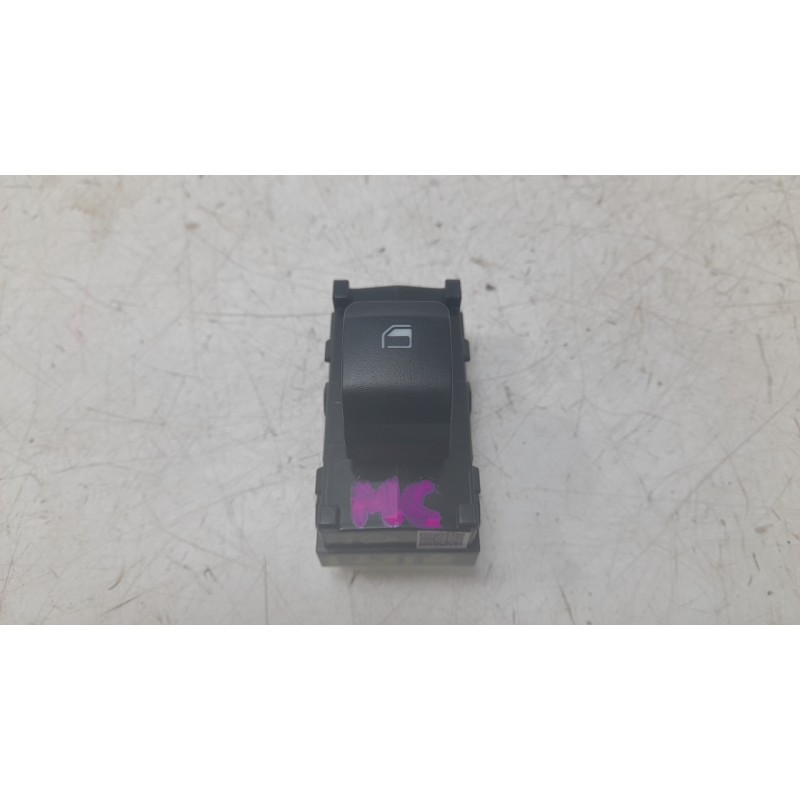 Recambio de mando elevalunas trasero derecho para hyundai i10 iii (ac3, ai3) 1.0 mpi referencia OEM IAM 93581K6500NNB  