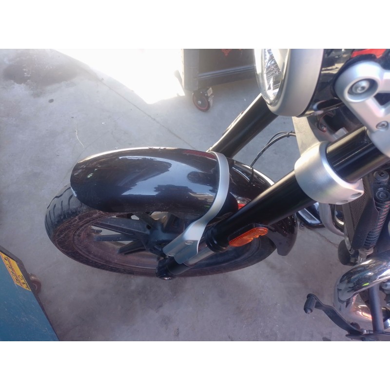 Recambio de guardabarros para royal enfield super meteor 650 super meteor 650 referencia OEM IAM   