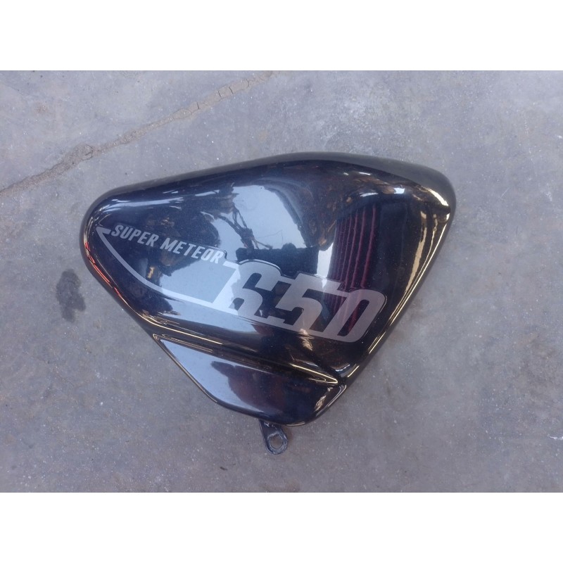 Recambio de moldura para royal enfield super meteor 650 super meteor 650 referencia OEM IAM   