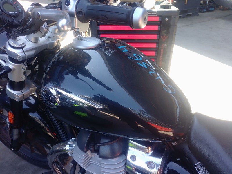 Recambio de deposito combustible para royal enfield super meteor 650 super meteor 650 referencia OEM IAM   