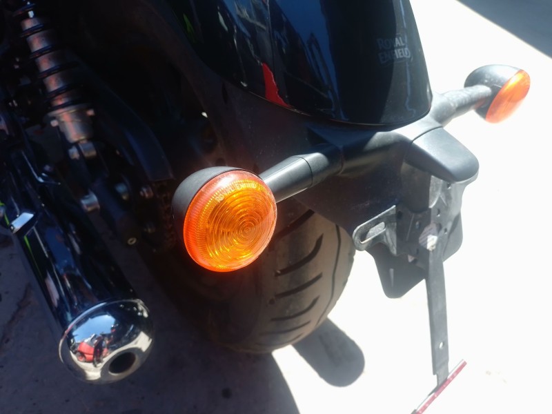 Recambio de piloto trasero izquierdo para royal enfield super meteor 650 super meteor 650 referencia OEM IAM   