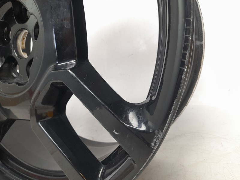 Recambio de llanta para kia ev9 100 gt-line awd referencia OEM IAM 52910DO360  