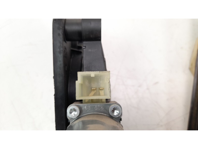 Recambio de elevalunas delantero derecho para skoda superb combi (3v5) 2.0 tdi referencia OEM IAM 3V0837462A  