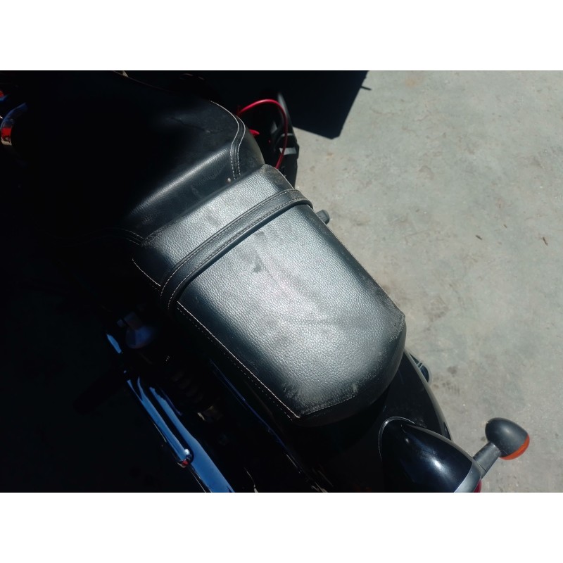 Recambio de asiento trasero para royal enfield super meteor 650 super meteor 650 referencia OEM IAM   