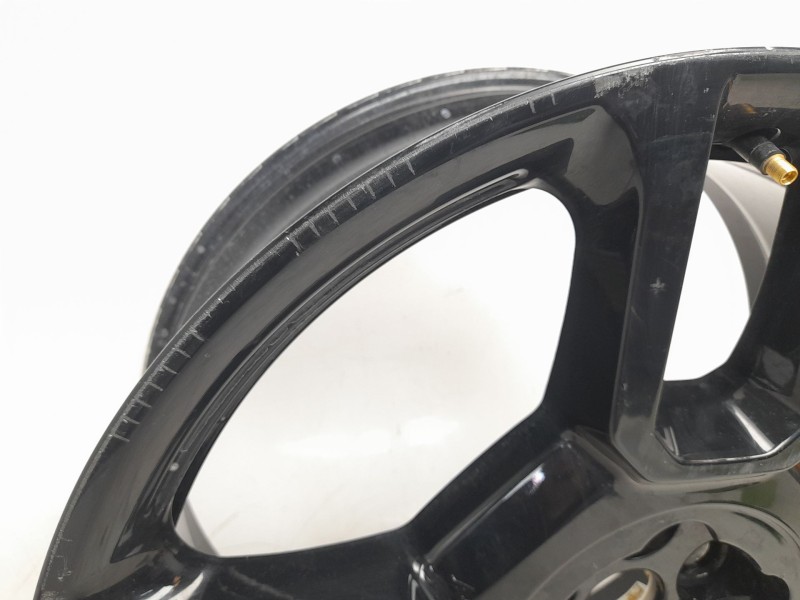 Recambio de llanta para kia ev9 100 gt-line awd referencia OEM IAM 52910DO360  