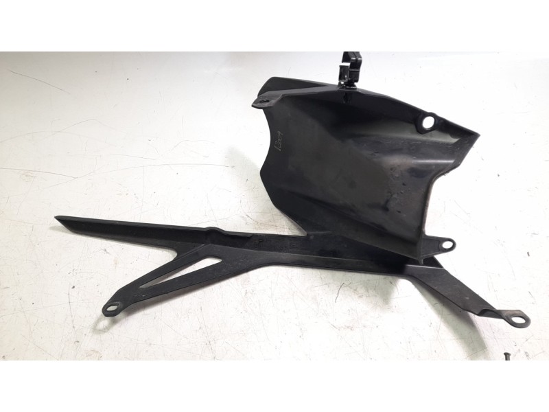 Recambio de guardabarros trasero para yamaha xsr 900 referencia OEM IAM B5U216500100  