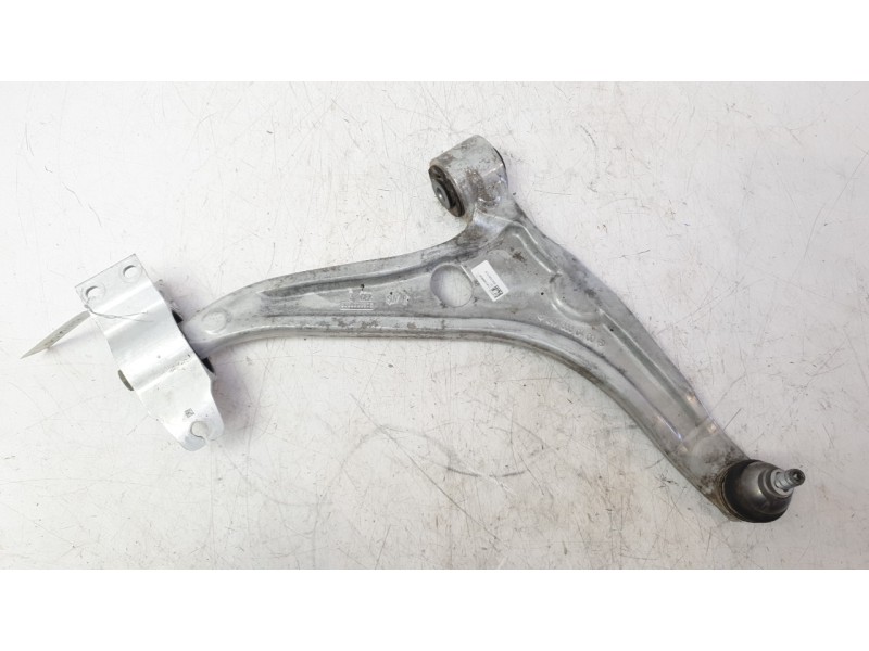 Recambio de brazo suspension delantero derecho para mercedes-benz cla-klasse (bm 118) cla 250 e (118.385) referencia OEM IAM 247