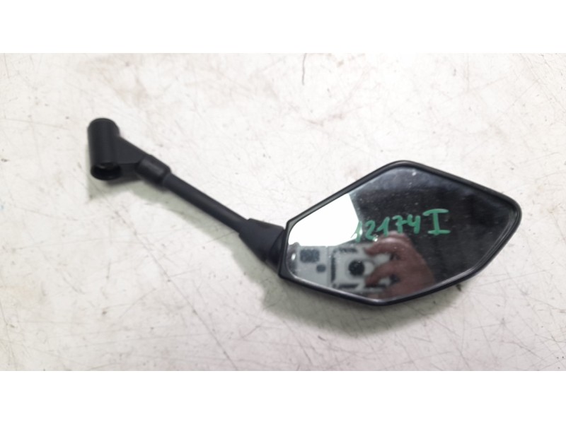 Recambio de retrovisor izquierdo para yamaha tracer tracer 9 (rn70) referencia OEM IAM B7N2628000  