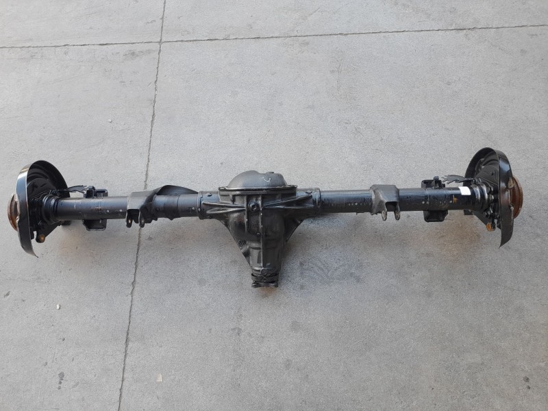 Recambio de puente trasero para volkswagen amarok referencia OEM IAM 2H6500040H  