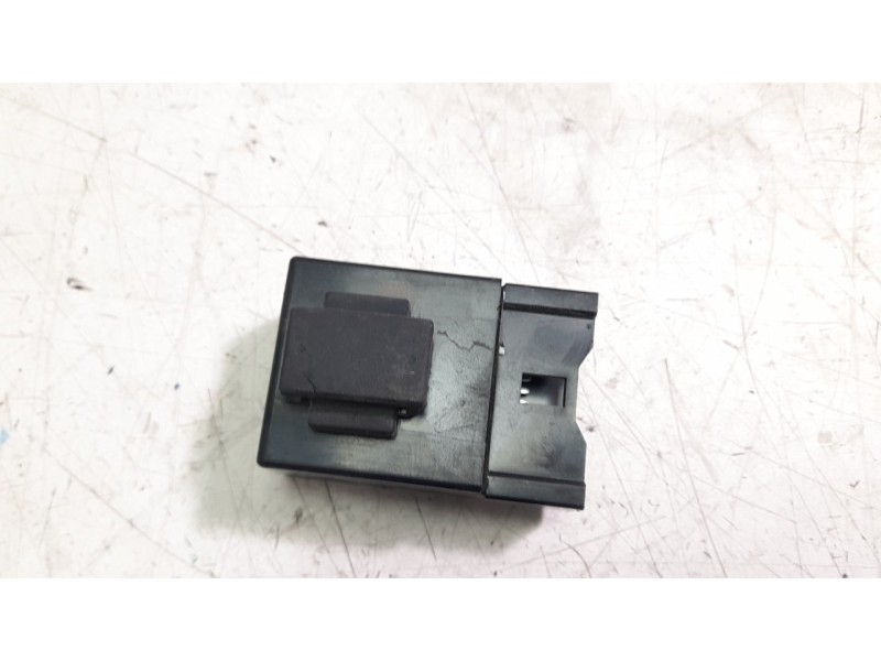 Recambio de modulo electronico para yamaha tracer tracer 9 (rn70) referencia OEM IAM 5VK8195041  