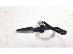 PILOTO TRASERO DERECHO B7N833400000 