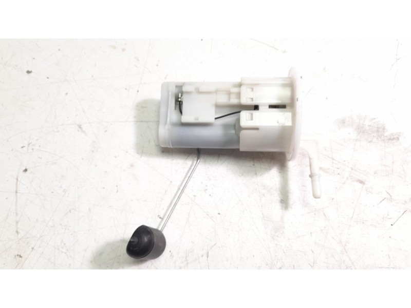 Recambio de bomba combustible para yamaha tracer tracer 9 (rn70) referencia OEM IAM B5U130710  