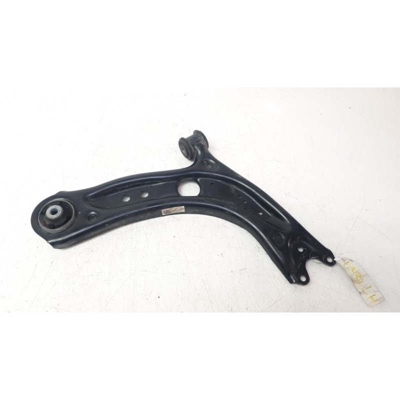 Recambio de brazo suspension inferior delantero izquierdo para audi a3 (8v1, 8vk) 1.6 tdi referencia OEM IAM 5WA407152  773580