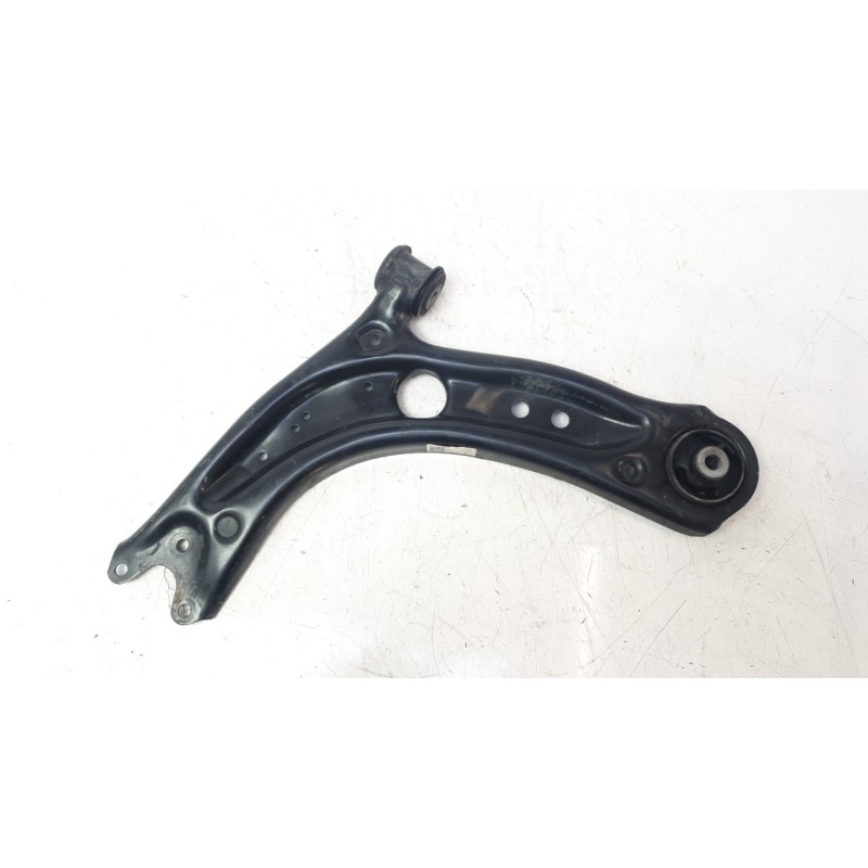 Recambio de brazo suspension inferior delantero derecho para audi a3 (8v1, 8vk) 1.6 tdi referencia OEM IAM 5WA407151  773581