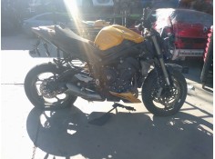 TRIUMPH STREET TRIPLE 765 RS