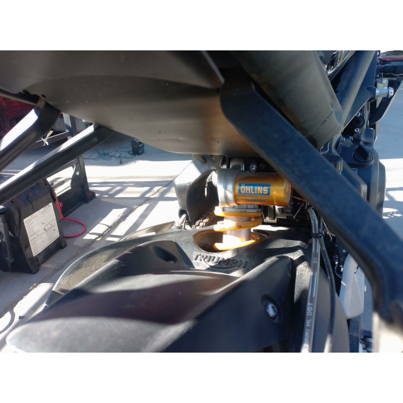 Recambio de amortiguador trasero para triumph street triple 765 rs street triple 765 rs referencia OEM IAM   