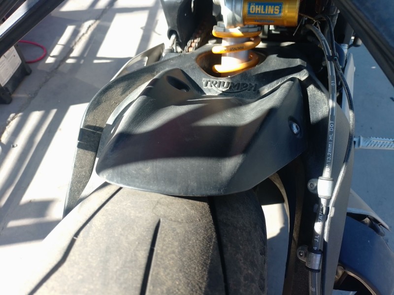 Recambio de guardabarros trasero para triumph street triple 765 rs street triple 765 rs referencia OEM IAM   