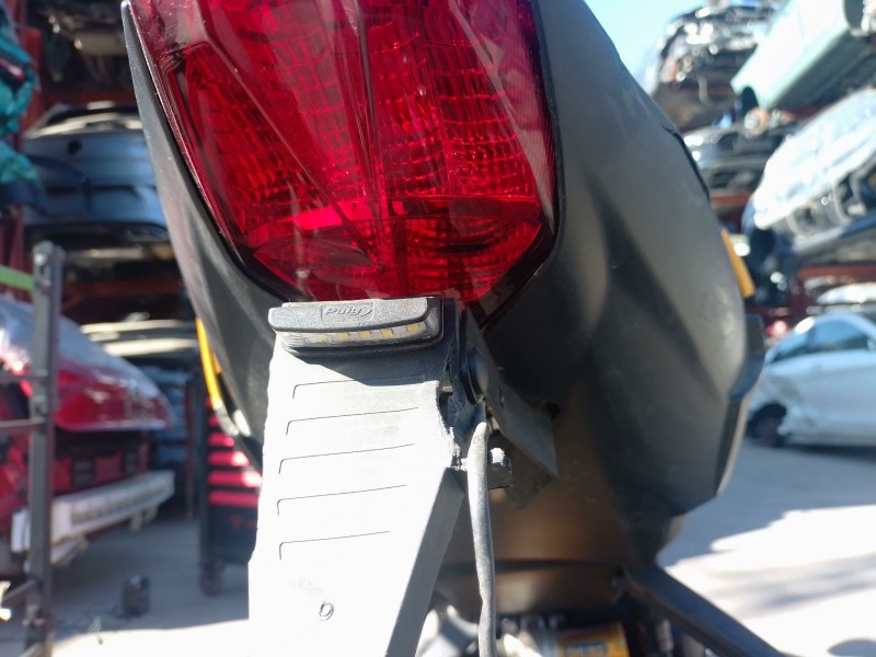Recambio de piloto matricula para triumph street triple 765 rs street triple 765 rs referencia OEM IAM   