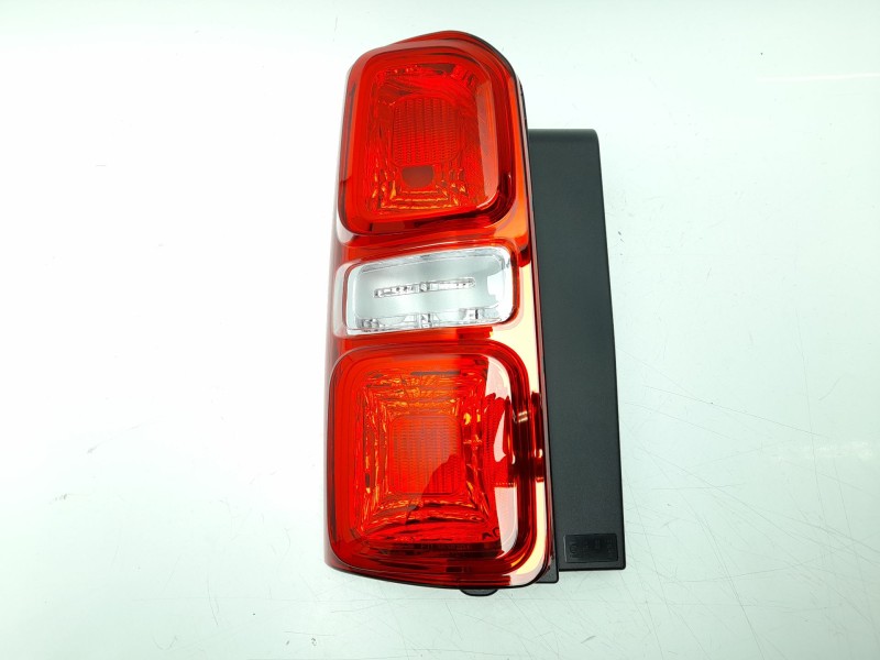 Recambio de piloto trasero izquierdo para citroën jumpy combi referencia OEM IAM 9808243180  103F07620771/16309201/2360551/TY944