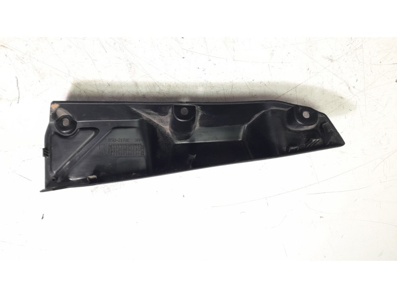 Recambio de moldura para yamaha tracer tracer 9 (rn70) referencia OEM IAM B5U2171E  