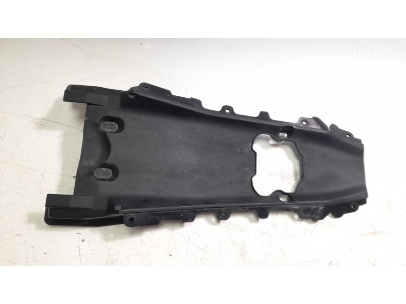 Recambio de guardabarros trasero para yamaha tracer tracer 9 (rn70) referencia OEM IAM B5U21651  
