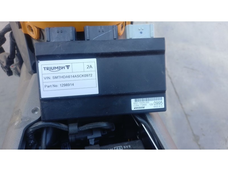 Recambio de centralita motor uce para triumph street triple 765 rs street triple 765 rs referencia OEM IAM   