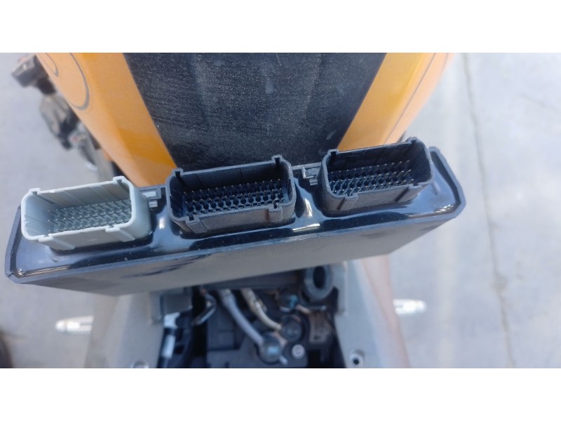 Recambio de centralita motor uce para triumph street triple 765 rs street triple 765 rs referencia OEM IAM   
