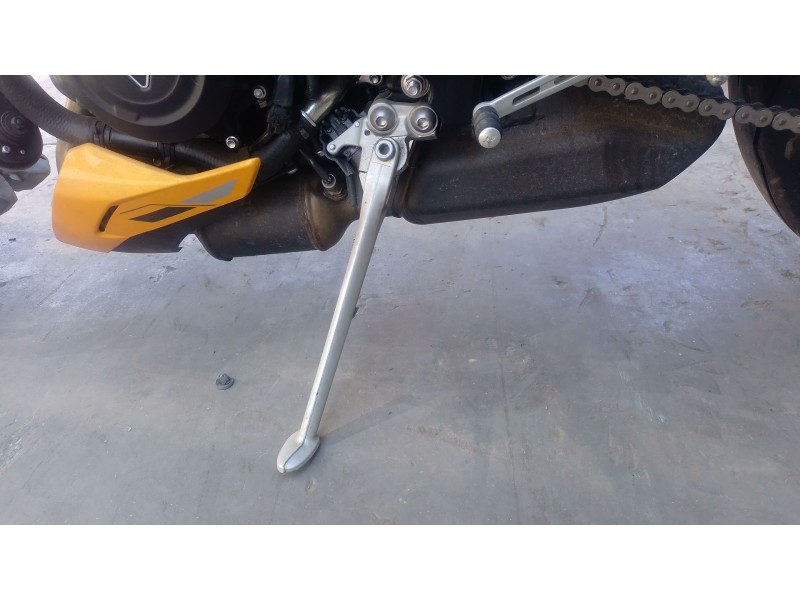 Recambio de caballete lateral para triumph street triple 765 rs street triple 765 rs referencia OEM IAM   