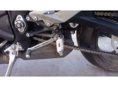 Recambio de estribera izquierda para triumph street triple 765 rs street triple 765 rs referencia OEM IAM T2088025  
