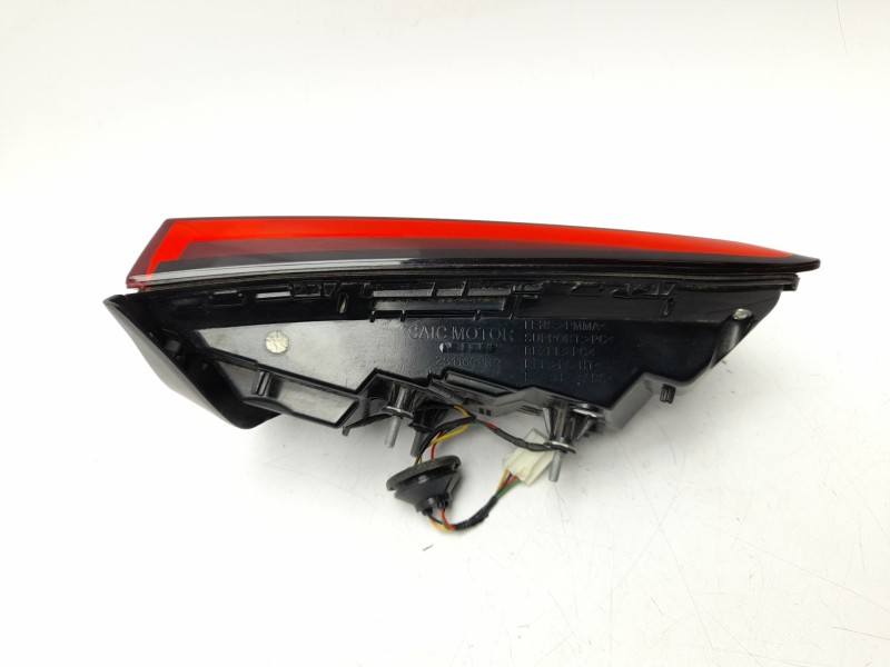 Recambio de piloto trasero derecho interior para mg zs suv (azs1) 1.0 t-gdi referencia OEM IAM 10571684  MG6044153