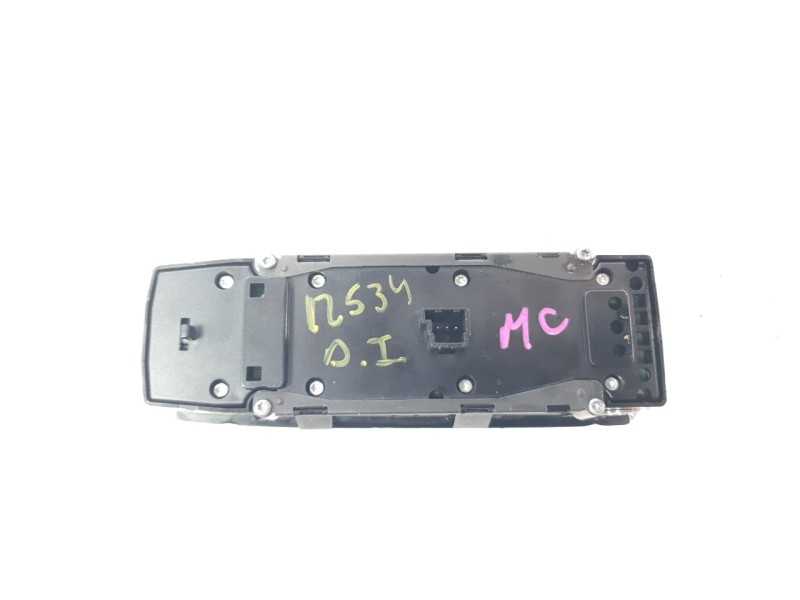 Recambio de mando elevalunas delantero izquierdo para mercedes-benz clase gla (x156) gla 200 cdi / d (156.908) referencia OEM IA
