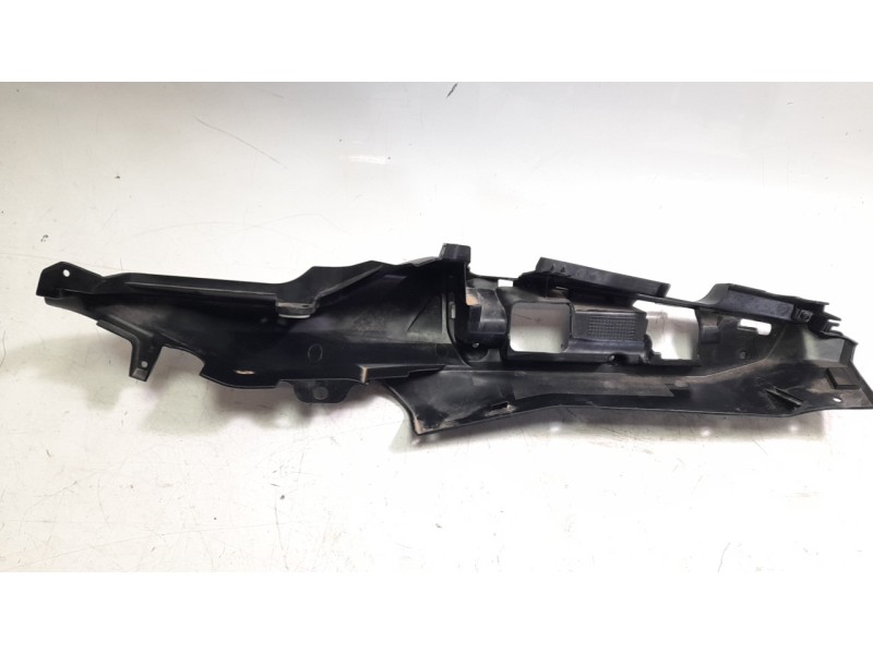 Recambio de moldura para yamaha tracer tracer 9 (rn70) referencia OEM IAM B5U21741  