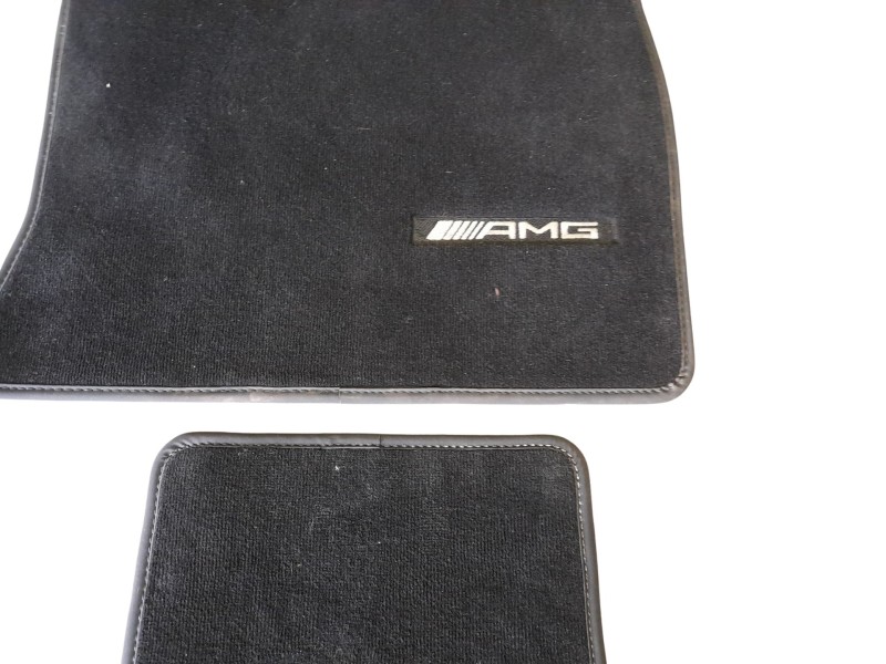 Recambio de juego alfombrillas para mercedes-benz eqb (x243) eqb 250+ (243.602) referencia OEM IAM A2436807701  