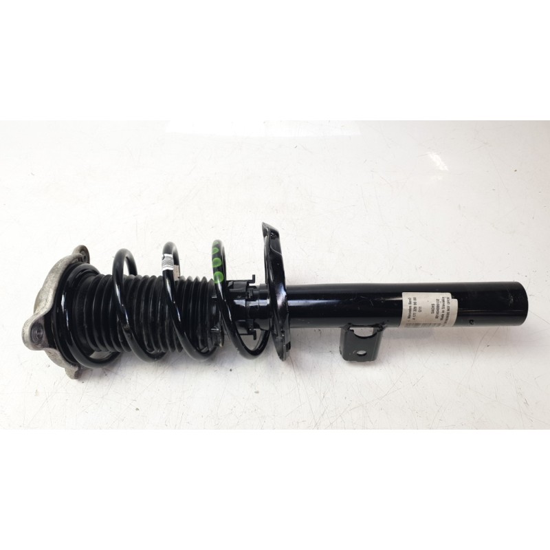 Recambio de amortiguador delantero derecho para mercedes-benz clase a (bm 177) a 200 (177.087) referencia OEM IAM C 801404006132