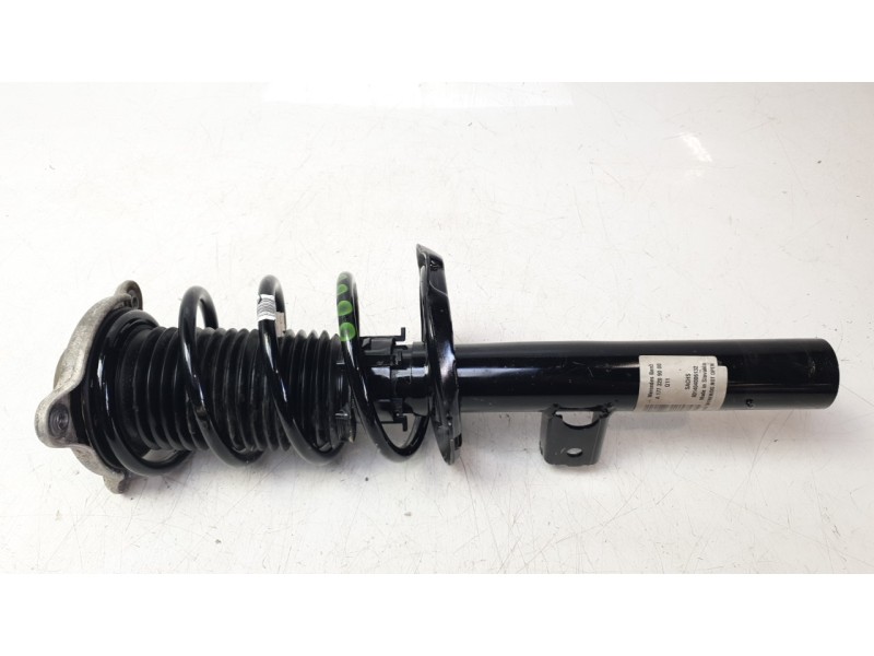 Recambio de amortiguador delantero derecho para mercedes-benz clase a (bm 177) a 200 (177.087) referencia OEM IAM C 801404006132