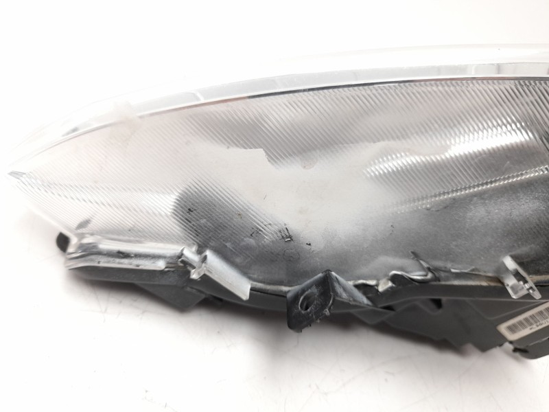 Recambio de faro antiniebla izquierdo para land rover discovery sport (l550) 2.0 d 4x4 referencia OEM IAM FJ3215201AB  