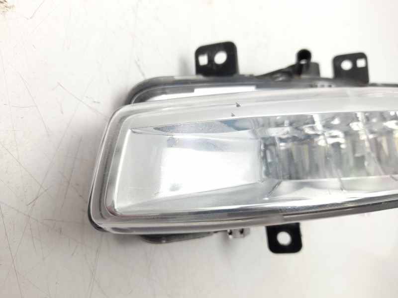 Recambio de faro antiniebla izquierdo para land rover discovery sport (l550) 2.0 d 4x4 referencia OEM IAM FJ3215201AB  