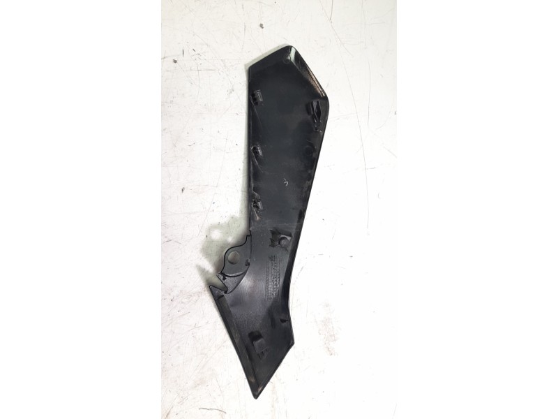 Recambio de moldura para yamaha tracer tracer 9 (rn70) referencia OEM IAM B5U2172100P0  