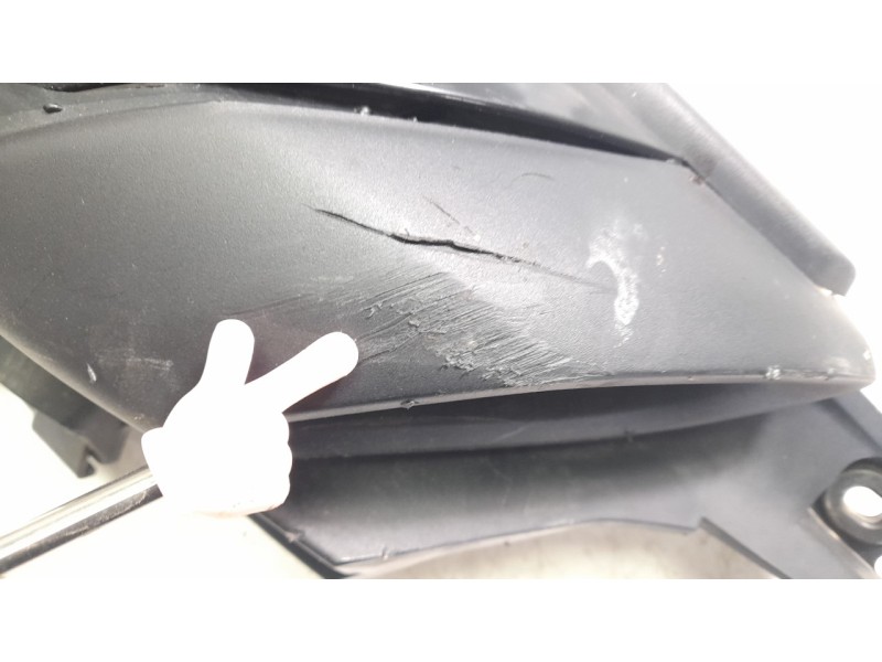 Recambio de moldura para yamaha tracer tracer 9 (rn70) referencia OEM IAM B5U2413900  